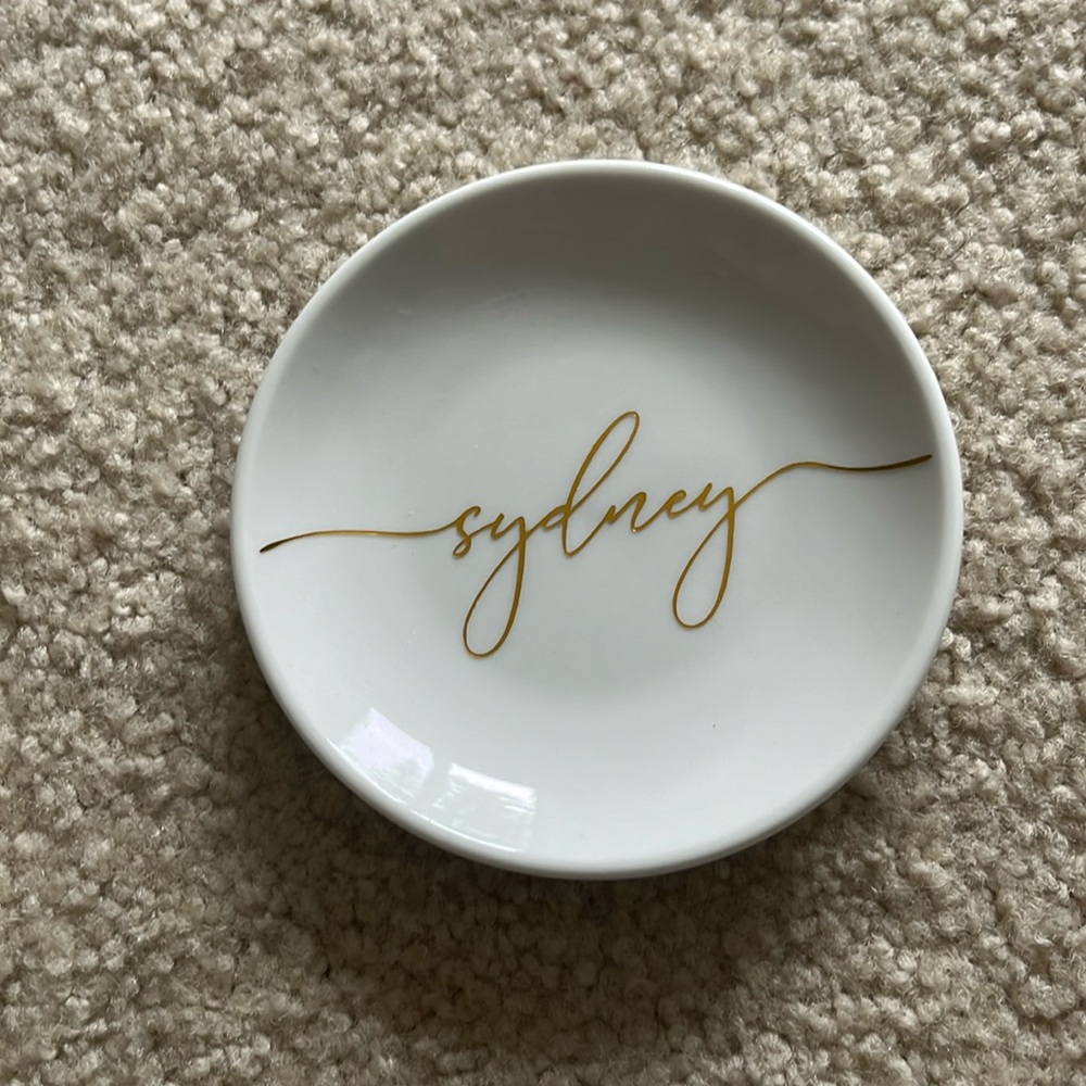 Small personalized “Sydney” ring dish white with gold writing